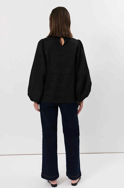 Reign Linen Top
