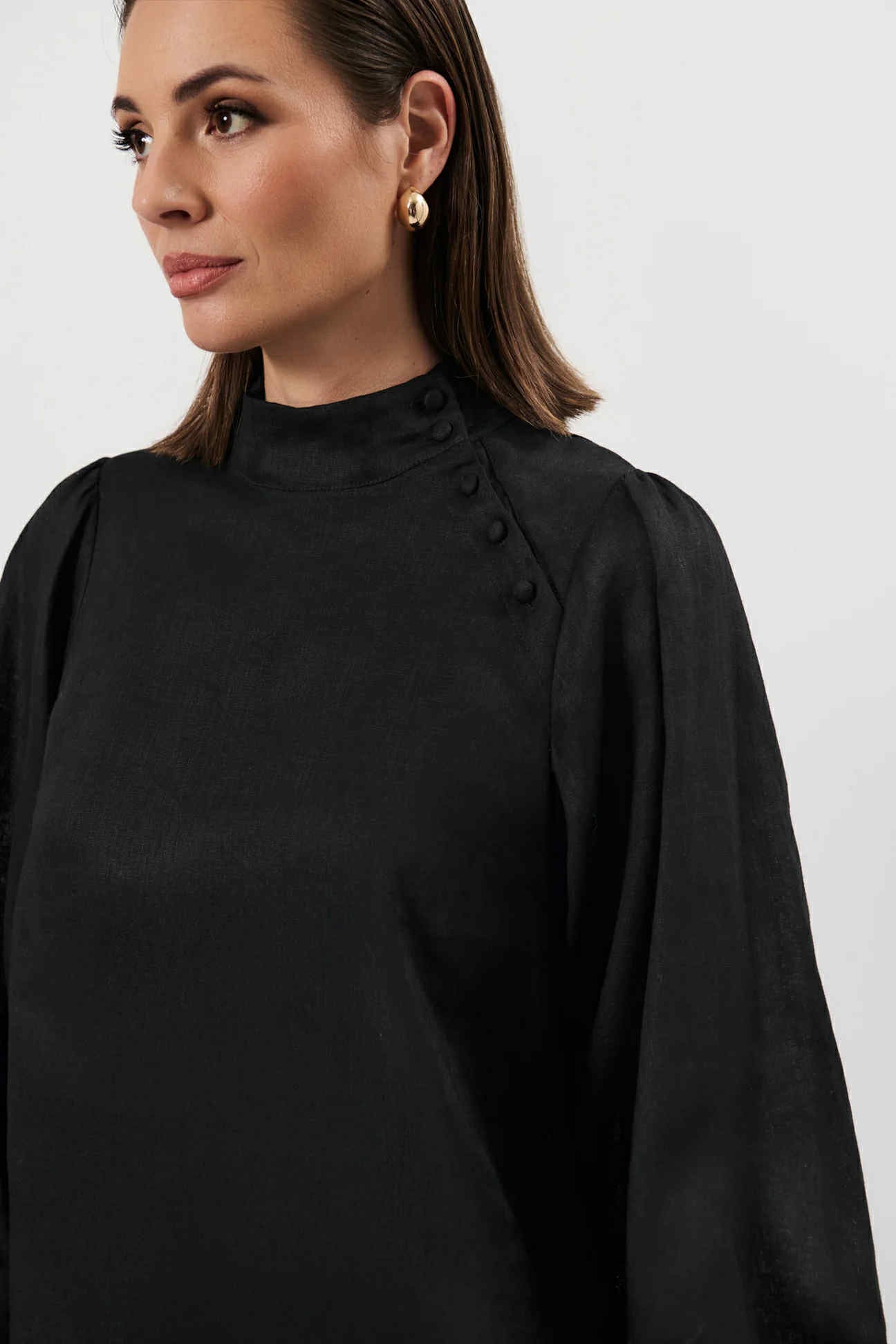 Reign Linen Top