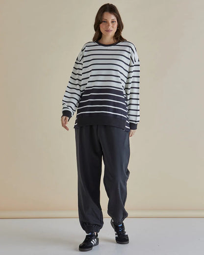 Easy Crew Sweat