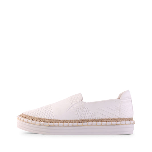 Queen Canvas Shoe "White"